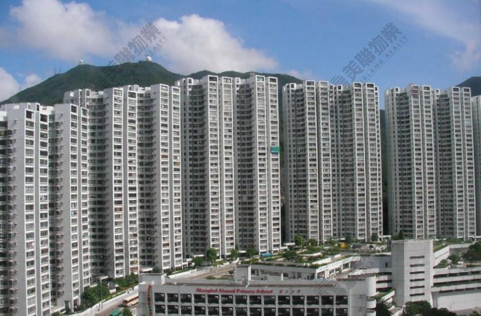 “上康怡”531实呎户  635万元市价获承接 2006年货升值约1.3倍