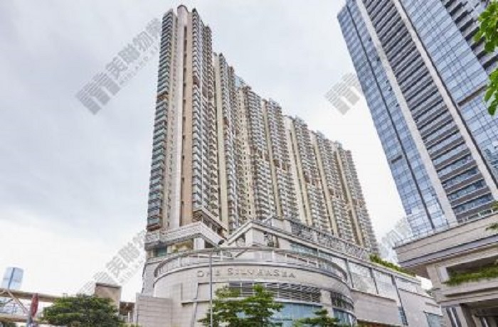 奧運站一號銀海三房海景戶以1421萬元易手 2013年貨升值26%