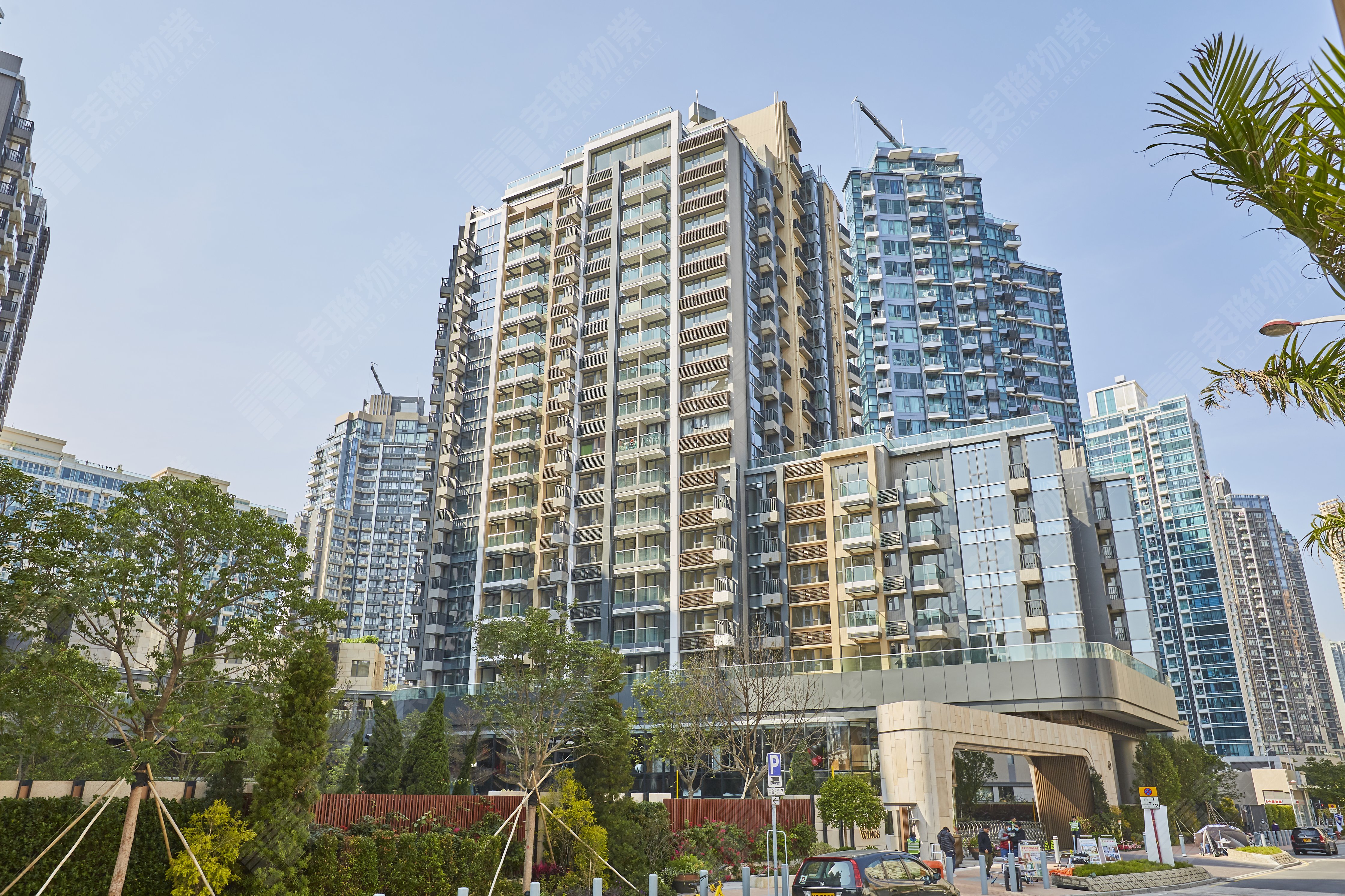 用家加快入市　担心大单位楼价追落后　海天晋四房海景户以1880万元获承接