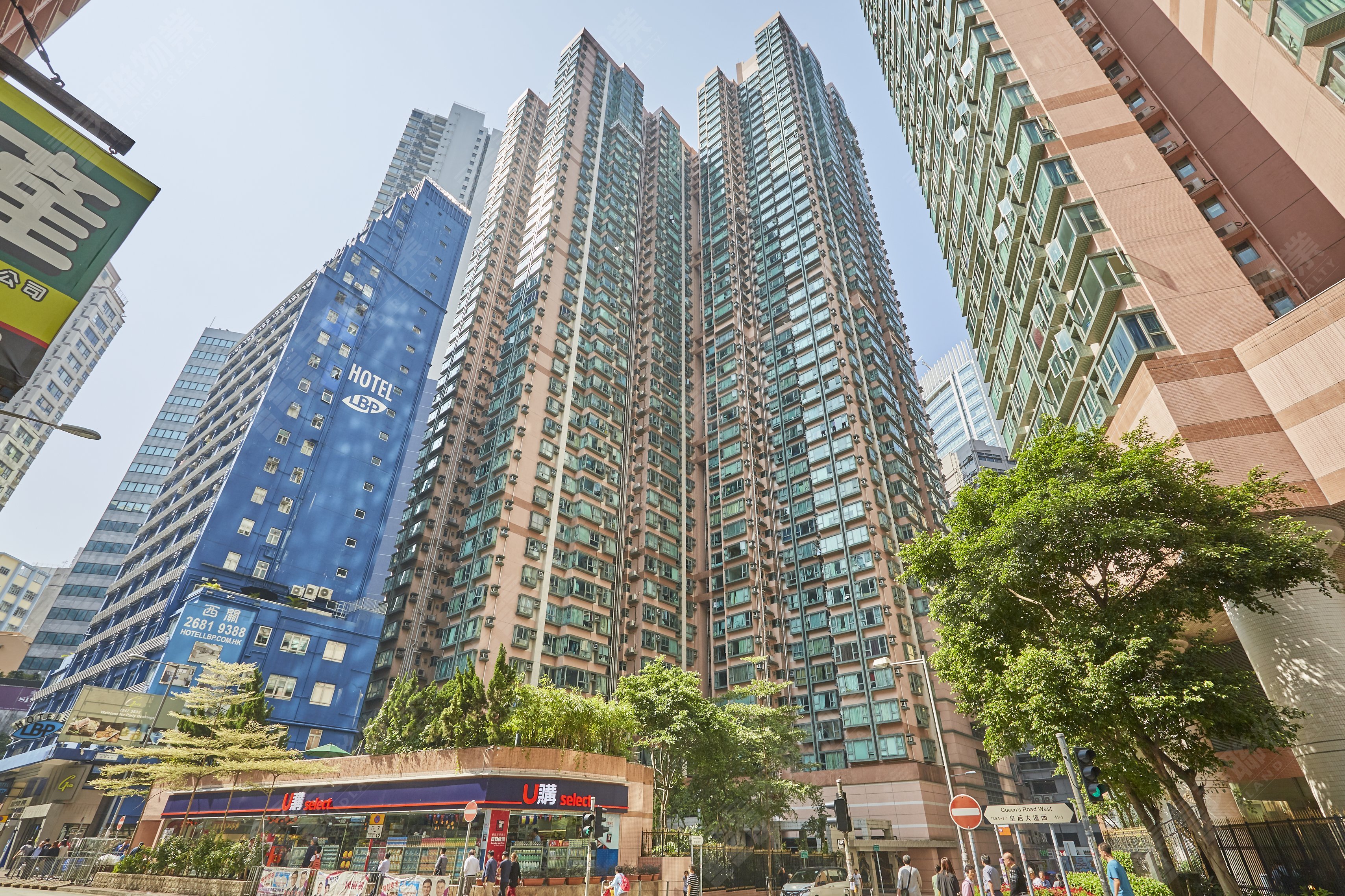 上環帝后華庭本月首宗成交  用家筍價860萬元入市 2003年貨升值逾4倍