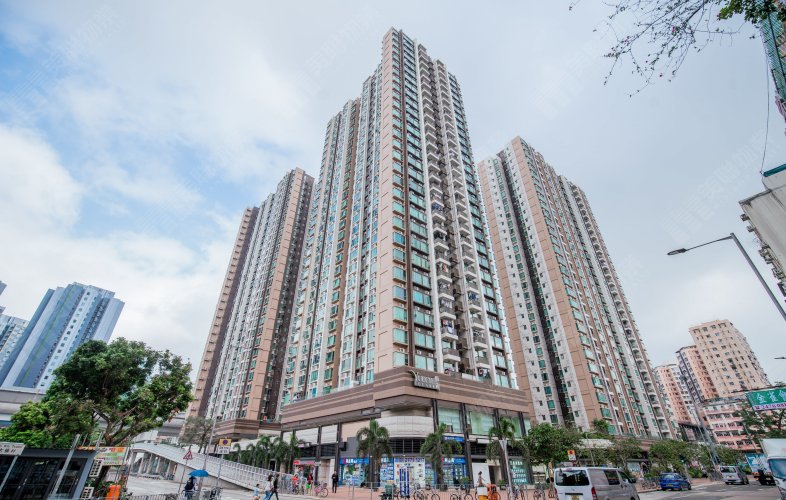 元朗世宙本月暫錄6宗買賣成交 中層431實呎戶 投資客斥555萬元入市