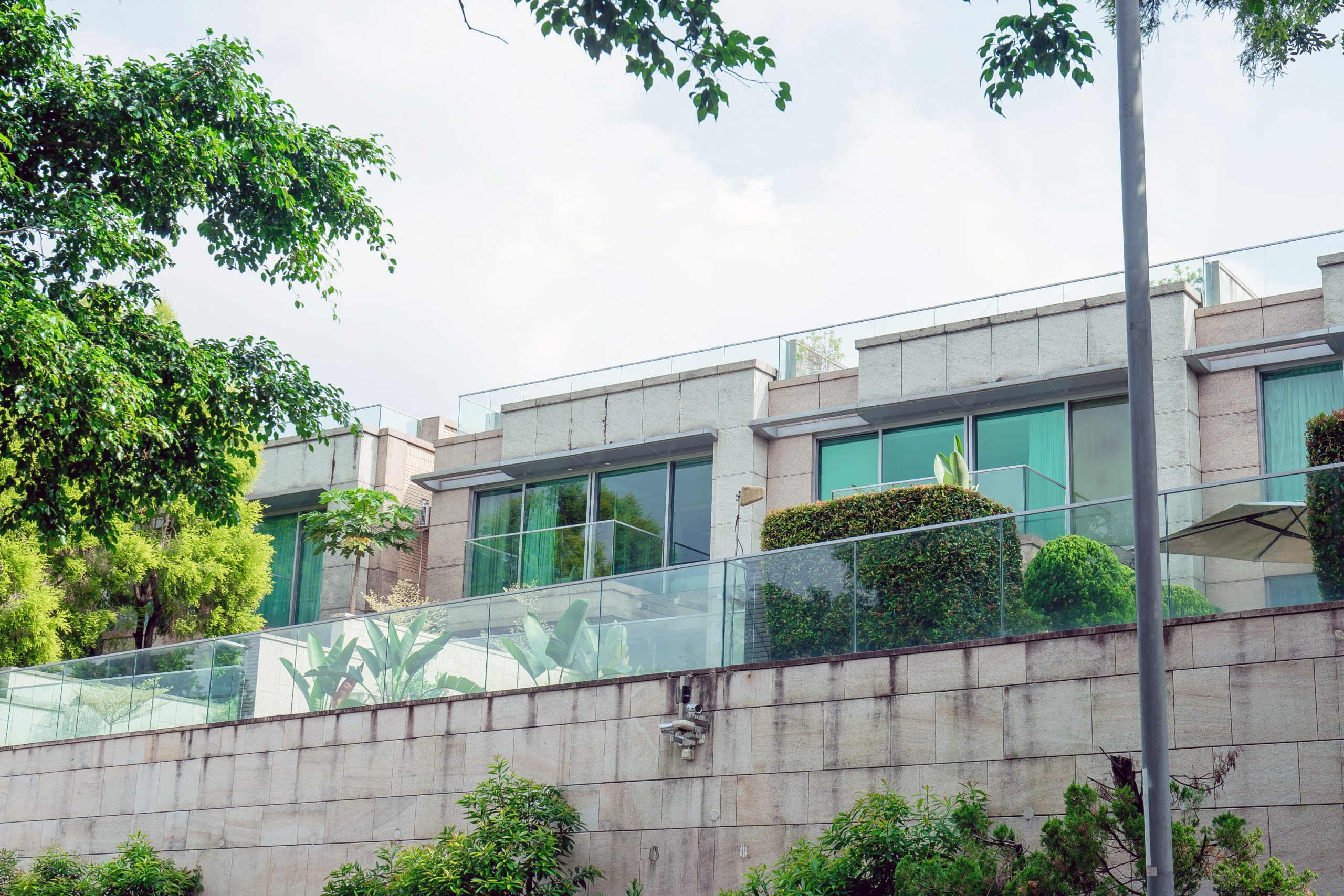 減辣預期升溫 二手交投增加 北區葡萄園2,178實呎洋房以1,920萬元易手