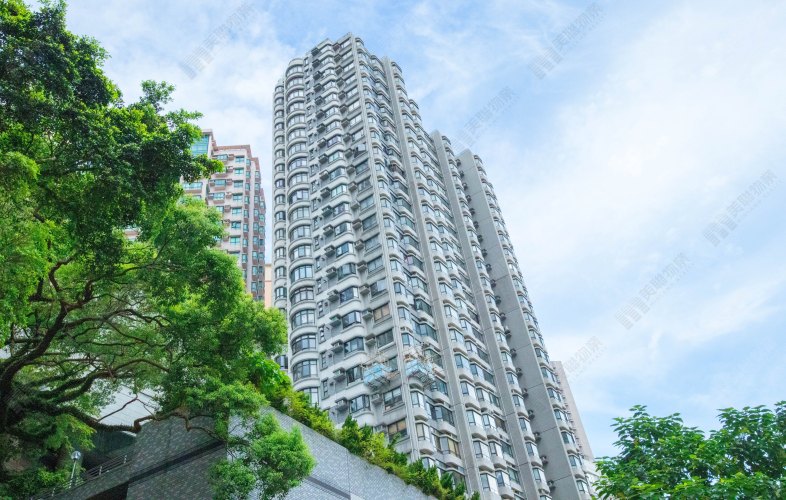 西半山景雅花園775實呎戶 外區客斥月租3.2萬元成交 2010年貨租金回報近5厘