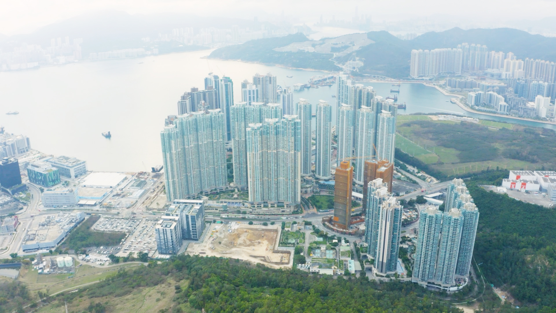 康城 入伙 轉按