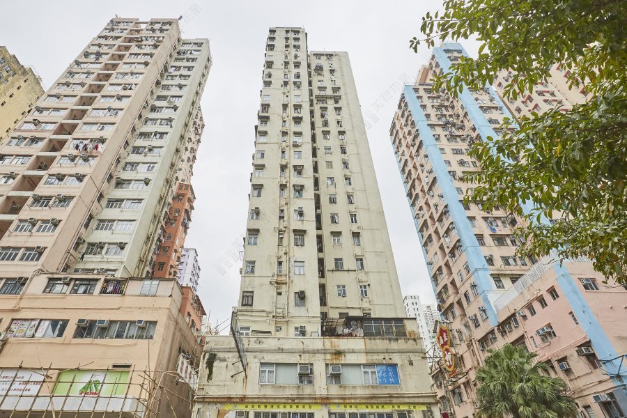 葵涌協德大廈499實呎兩房單位 業主累減70萬元 450萬元獲上車客承接1976年貨升值53.6倍