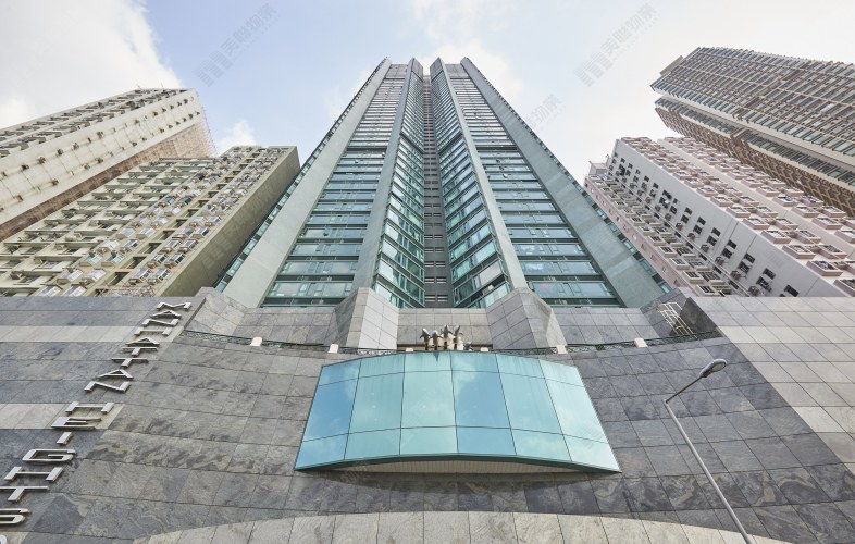 堅尼地城高逸華軒本年首宗成交  450實呎山景優質戶外區客998萬元承接