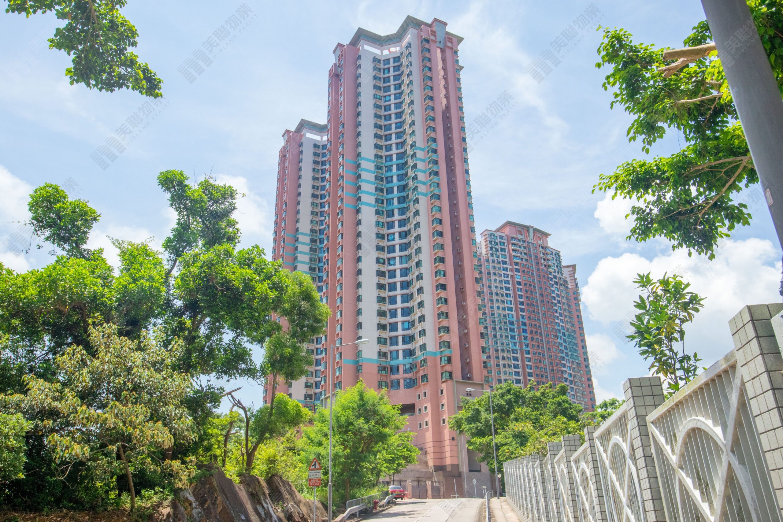 葵涌浩景臺487實呎海景戶自由市場418萬元易手  較最初叫價累減約15%   