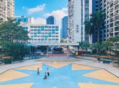 【香港公屋】元朗朗屏邨 天橋之邨初育成