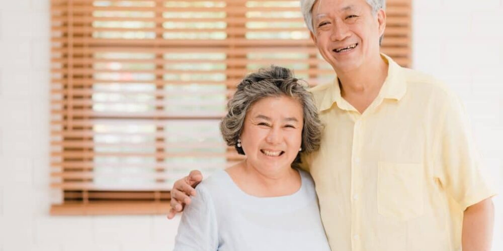 想了解逆按揭/安老按揭計劃?本文詳細分析2024年申請資格、每月收入計算、利弊比較。讓你輕鬆規劃退休理財方案,安享晚年生活。