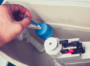 【家居維修】要解決馬桶漏水 先要搵出真正原因 止水皮老化|裝修佬專欄