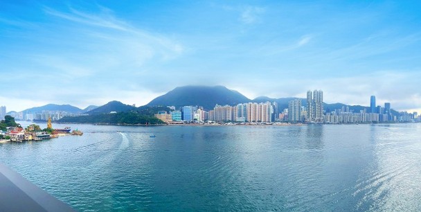 蔚蓝东岸海景四房大宅连车位3086万成交